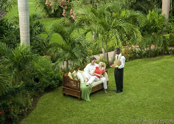 Resort Sandals All Inclusive - Couples Only (adults Only) 5*