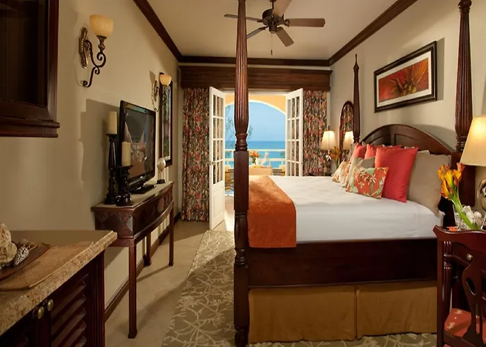 Sandals All Inclusive - Couples Only (adults Only)